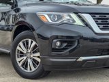 Used 2020 Nissan Pathfinder SL image 5