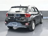 Used 2020 Hyundai Venue SEL image 5