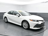Used 2023 Toyota Camry LE image 2