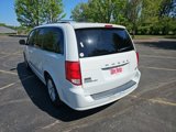 Used 2019 Dodge Grand Caravan SXT image 3