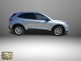 Used 2022 Ford Escape SE w/ Convenience Package image 2