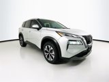 Used 2023 Nissan Rogue SV image 3