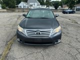 Used 2012 Toyota Avalon image 2