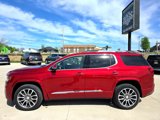 Used 2022 GMC Acadia Denali w/ Denali Technology Package image 2