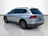 Used 2021 Volkswagen Tiguan SE w/ Panoramic Sunroof Package image 5