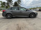 Used 2015 Ford Focus SE w/ SE Sport Package image 2