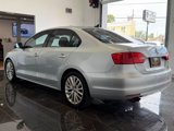 Used 2011 Volkswagen Jetta SEL image 4