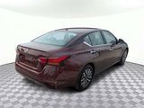 Used 2024 Nissan Altima 2.5 SV image 4