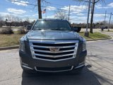 Used 2019 Cadillac Escalade Luxury image 3