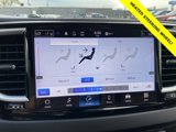 Used 2023 Chrysler Pacifica Touring-L image 5