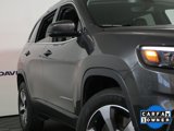 Used 2019 Jeep Cherokee Limited image 3