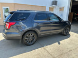 Used 2017 Ford Explorer XLT w/ Equipment Group 202A image 5