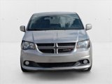 Used 2019 Dodge Grand Caravan GT image 2