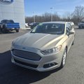 Used 2016 Ford Fusion SE w/ Equipment Group 202A image 2