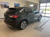 Used 2022 Ford Escape SEL image 5