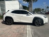 Used 2019 Lexus UX 200 image 4