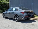 Certified 2024 Hyundai Elantra SEL w/ Convenience Package image 3