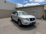 Used 2013 Nissan Pathfinder S image 2