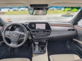 Used 2024 Lexus ES 350 w/ Premium Package image 4