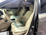 Used 2013 Nissan Altima 2.5 SV image 2