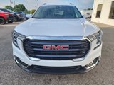 Used 2023 GMC Terrain SLE w/ Driver Convenience Package image 2