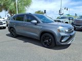 Used 2022 Volkswagen Taos SE image 3