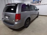Used 2017 Dodge Grand Caravan SXT image 6
