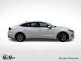 Used 2023 Hyundai Sonata SE w/ Preferred Accessory Package image 2