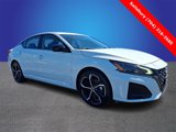 Used 2023 Nissan Altima 2.5 SR image 3