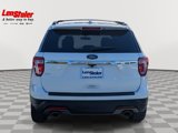 Used 2018 Ford Explorer XLT image 4