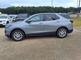 Used 2024 Chevrolet Equinox LT image 2