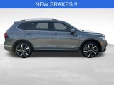 Used 2022 Volkswagen Tiguan SEL R-Line image 6