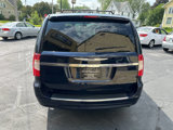 Used 2015 Chrysler Town & Country Touring image 4