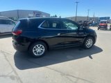 Used 2024 Chevrolet Equinox LT image 2
