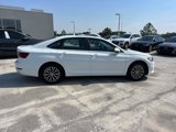 Used 2021 Volkswagen Jetta SE w/ SE Cold Weather Package image 4