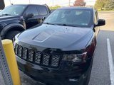 Used 2021 Jeep Grand Cherokee Laredo X image 2