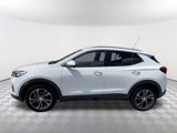 Certified 2022 Buick Encore GX Essence image 2