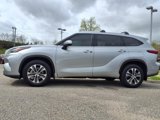 Used 2020 Toyota Highlander XLE image 5