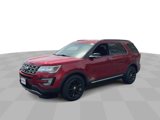Used 2017 Ford Explorer XLT image 4