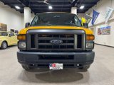 Used 2009 Ford E-150 and Econoline 150 Wagon image 2