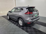 Used 2018 Nissan Rogue SV image 3