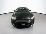 Used 2015 Ford Fusion SE w/ Equipment Group 201A image 2