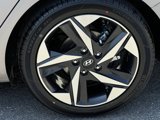 Certified 2022 Hyundai Elantra SEL w/ Convenience + Premium Package image 5