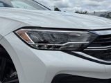 Used 2024 Volkswagen Jetta SE w/ Panoramic Sunroof Package image 3