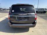 Used 2015 Chrysler Town & Country Touring-L w/ Driver Convenience Group image 2