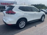 Used 2019 Nissan Rogue SV image 2