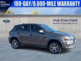 Used 2018 Mitsubishi Outlander Sport ES image 2