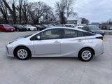 Used 2019 Toyota Prius LE image 2