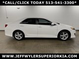 Used 2014 Toyota Camry SE image 2