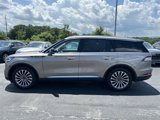 Used 2020 Lincoln Aviator Reserve w/ Equipment Group 201A image 5